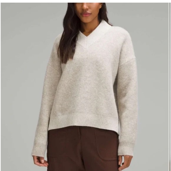 Lululemon medium Alpaca Wool-Blend V-Neck Sweater Heathered White Opal - Picture 2 of 4